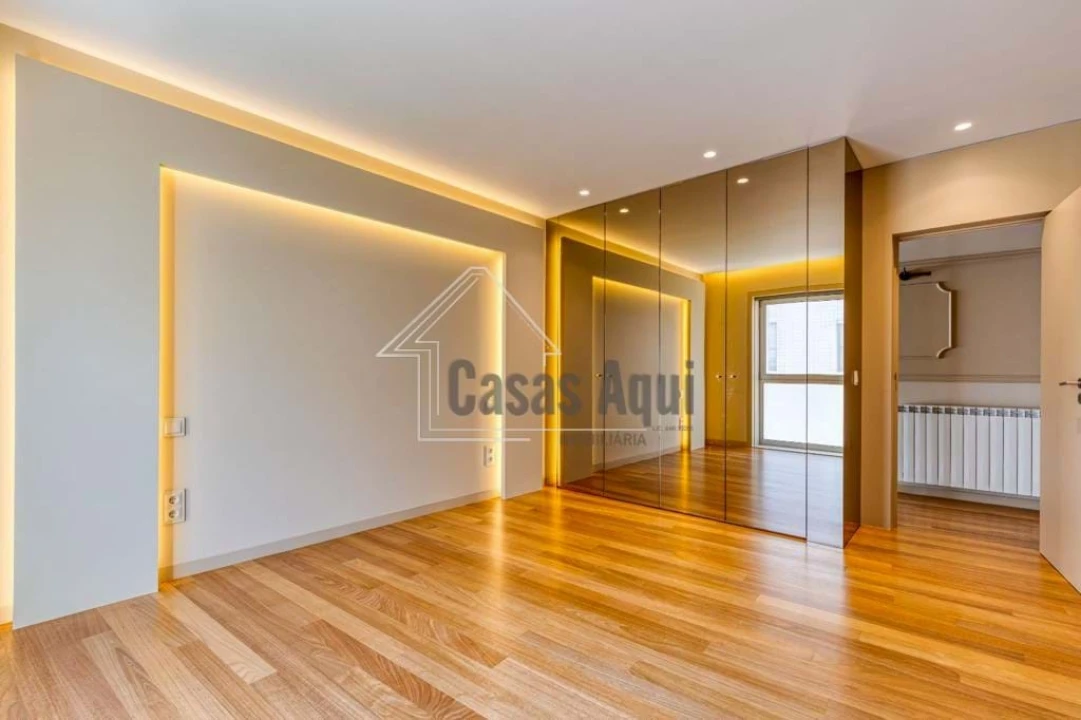 Apartamento T4 para Venda em Vila do Conde Foto 10
