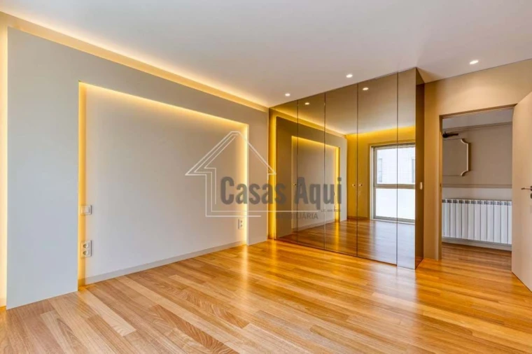 Apartamento T4 para Venda em Vila do Conde Foto 10