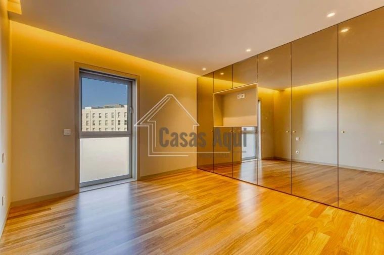 Apartamento T4 para Venda em Vila do Conde Foto 9