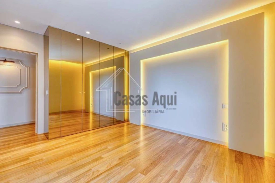 Apartamento T4 para Venda em Vila do Conde Foto 16