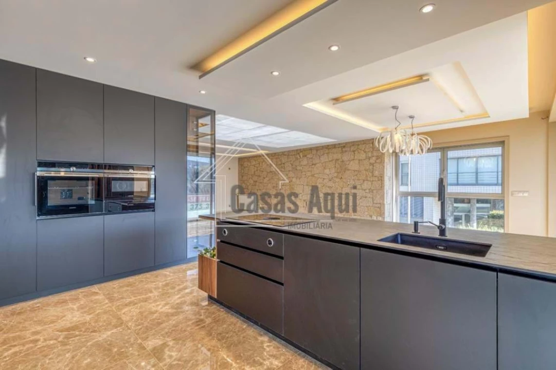 Apartamento T4 para Venda em Vila do Conde Foto 1