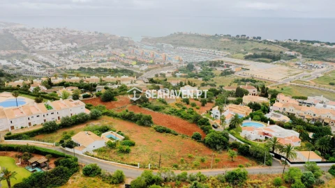 Terreno para Venda em Albufeira e Olhos de Água