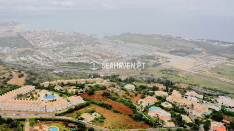 Terreno para Venda em Albufeira e Olhos de Água