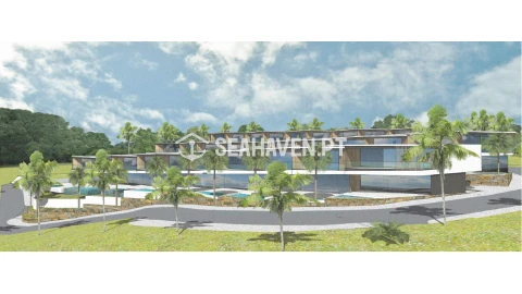 Terreno para Venda em Albufeira e Olhos de Água