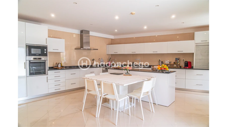 Moradia T4 para Venda em Creixomil e Mariz Foto 36