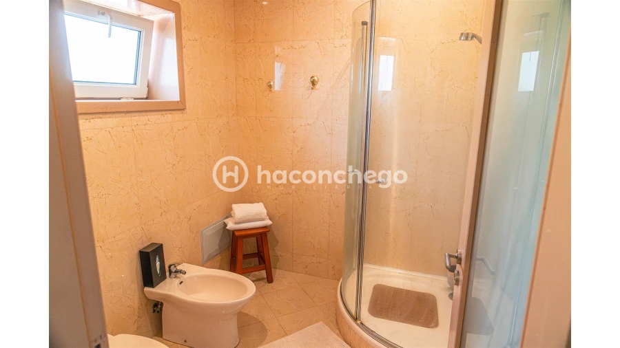 Moradia T4 para Venda em Creixomil e Mariz Foto 48