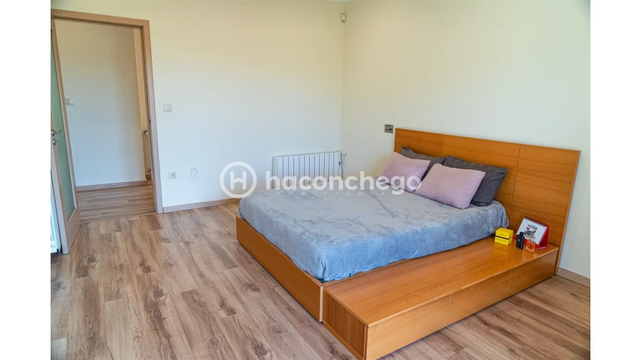 Moradia T4 para Venda em Creixomil e Mariz Foto 54