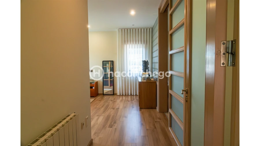 Moradia T4 para Venda em Creixomil e Mariz Foto 41