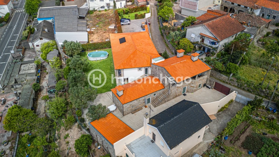 Moradia T4 para Venda em Creixomil e Mariz Foto 7