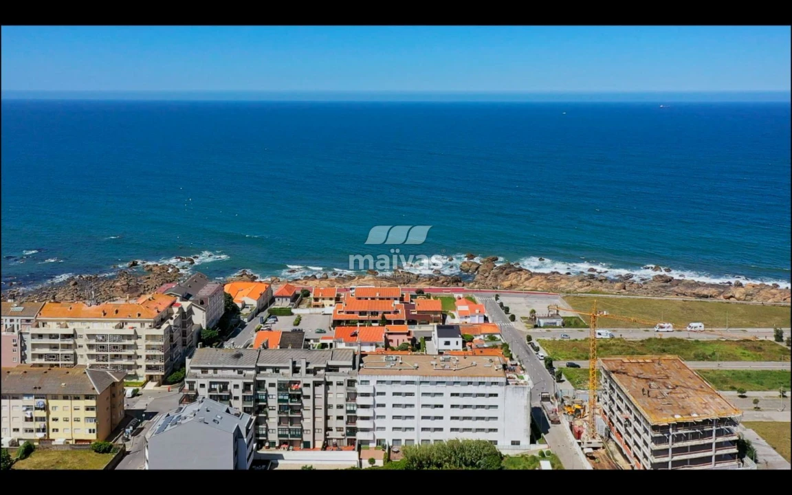 Apartamento T3 para Venda em Canidelo Foto 1