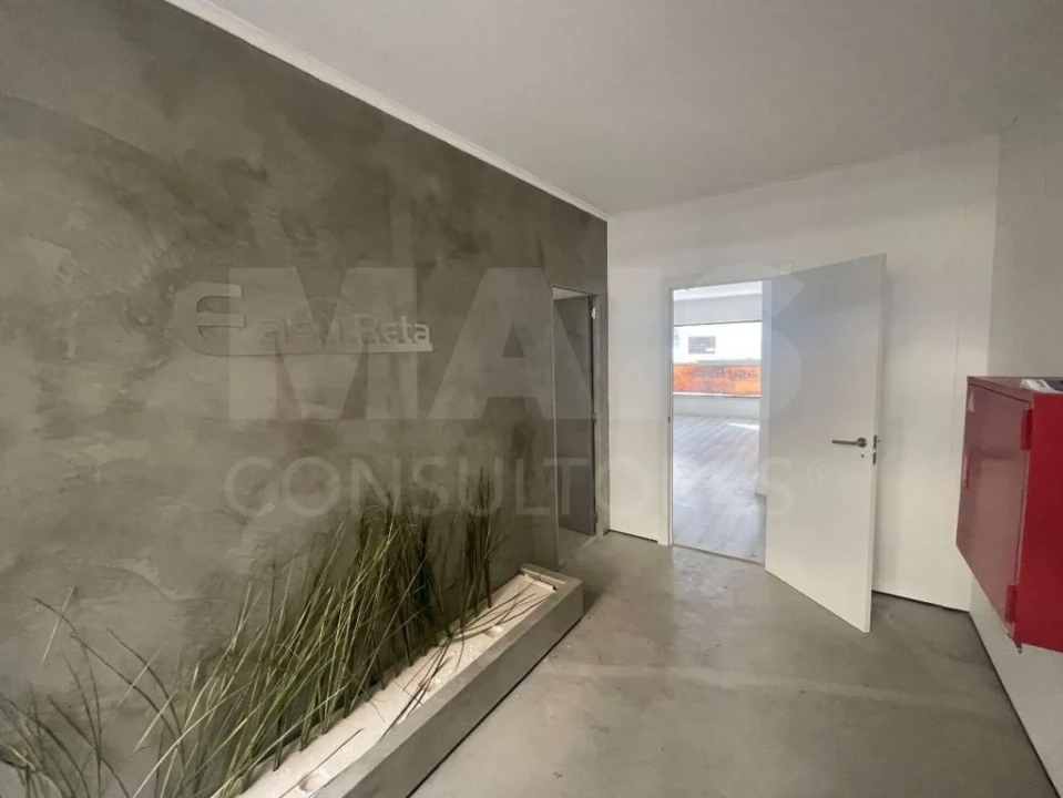 Loja para Venda em Loures Foto 2