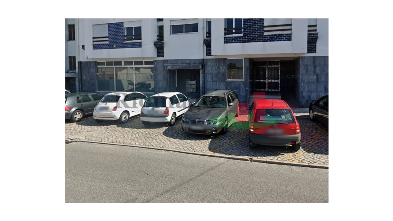 Loja para Venda em Marinha Grande Foto 2