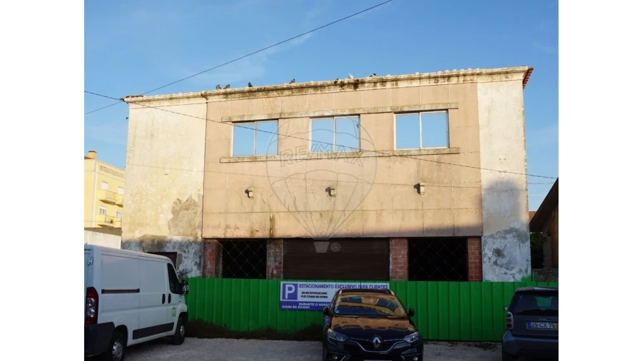 Moradia T5 para Venda em Granja do Ulmeiro Foto 19