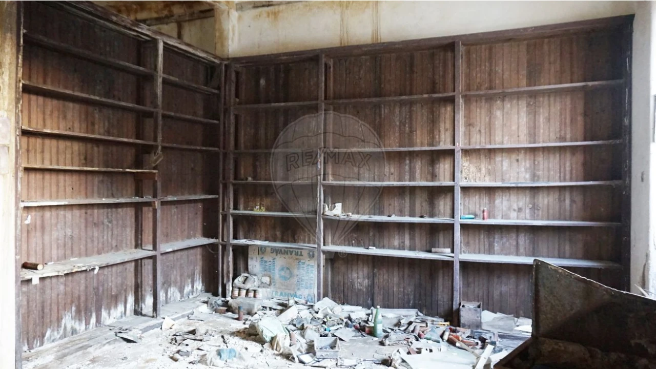 Moradia T5 para Venda em Granja do Ulmeiro Foto 15