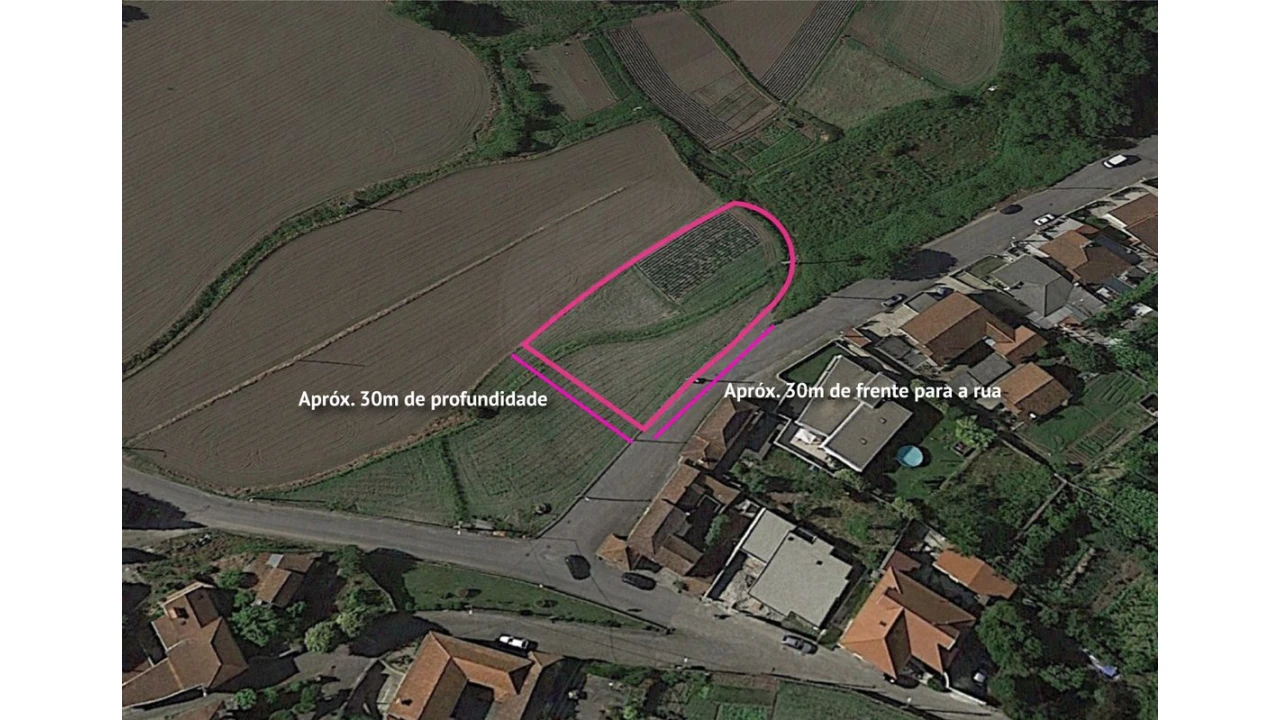 Terreno para Venda em Penamaior Foto 1