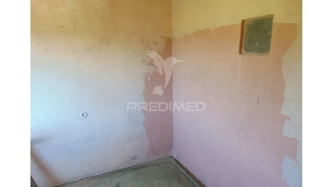 Moradia T4 para Venda em Abaças