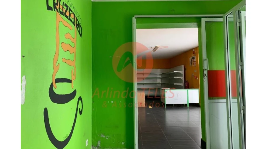 Loja para Arrendamento em Agualva Foto 7