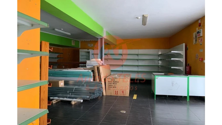 Loja para Arrendamento em Agualva Foto 17