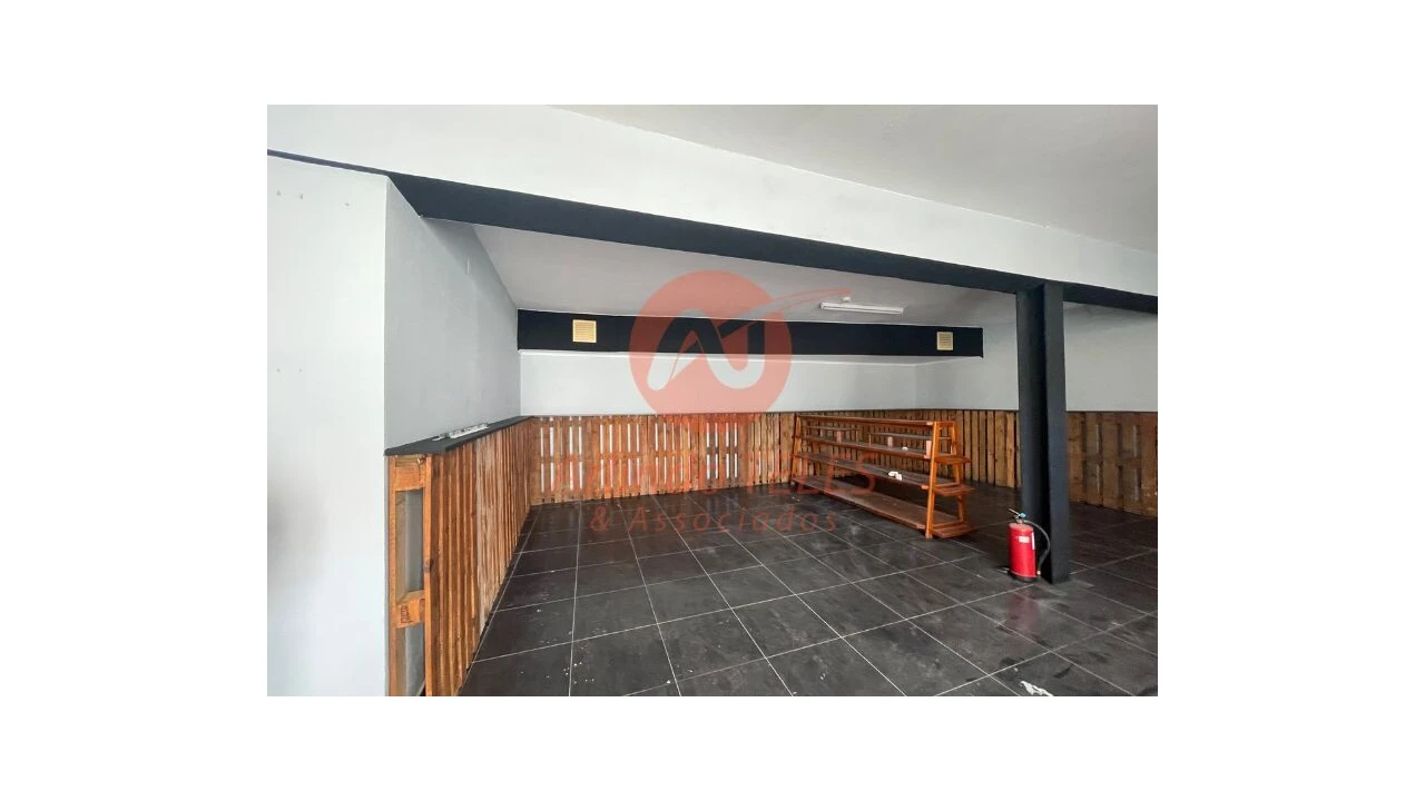 Loja para Arrendamento em Agualva Foto 1