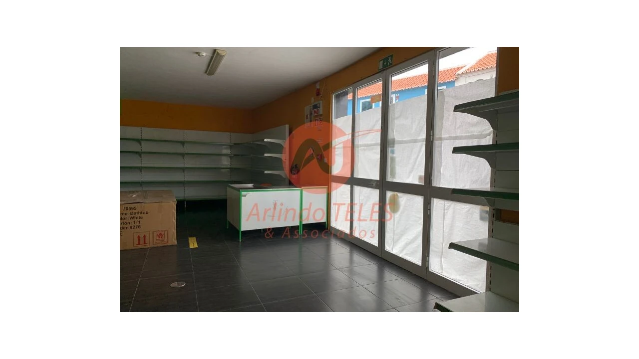 Loja para Arrendamento em Agualva Foto 19
