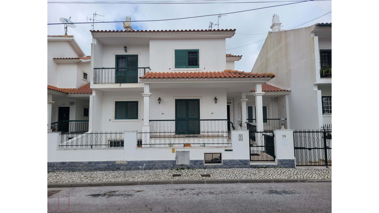 Moradia T5 para Venda em Porto Salvo Foto 64