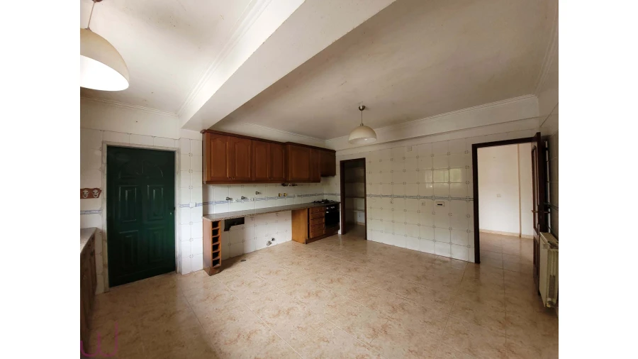 Moradia T5 para Venda em Porto Salvo Foto 13