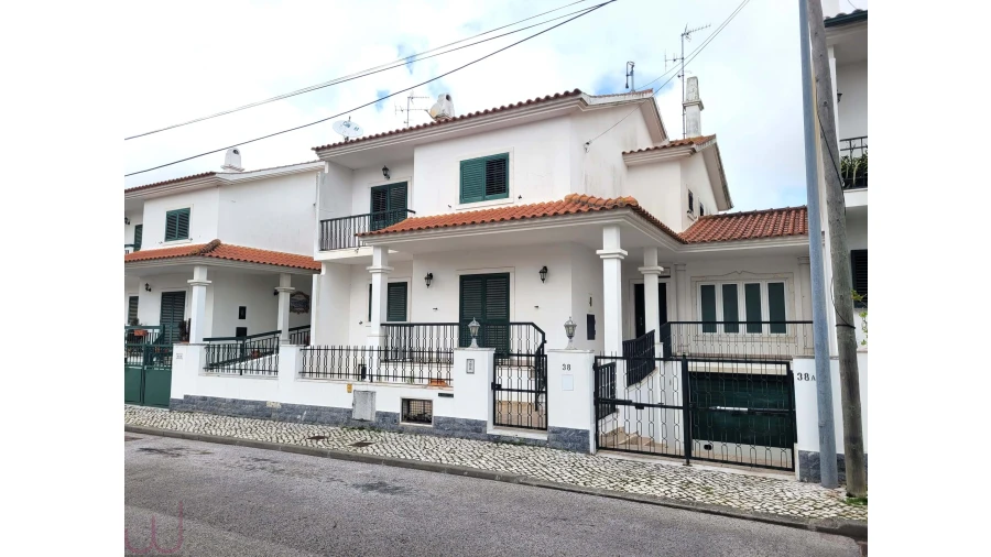 Moradia T5 para Venda em Porto Salvo Foto 65