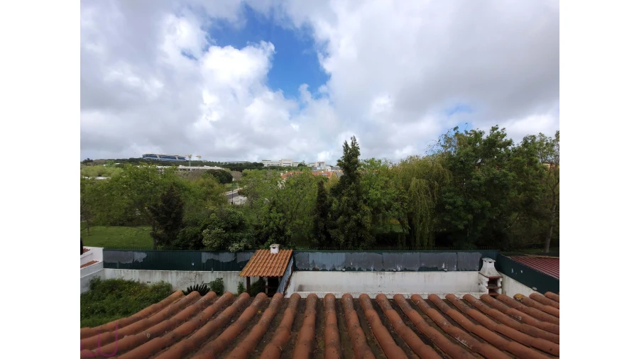 Moradia T5 para Venda em Porto Salvo Foto 35