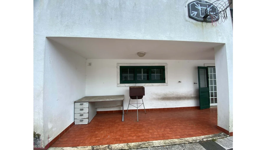 Moradia T5 para Venda em Porto Salvo Foto 54