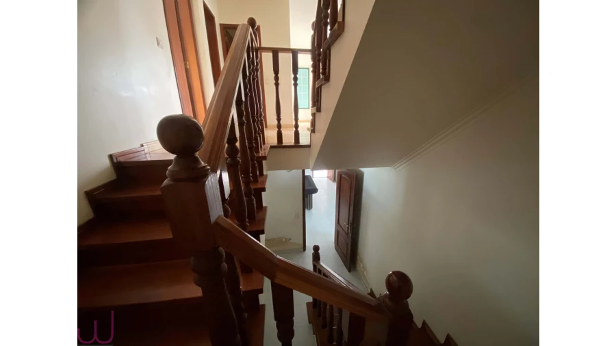 Moradia T5 para Venda em Porto Salvo Foto 40