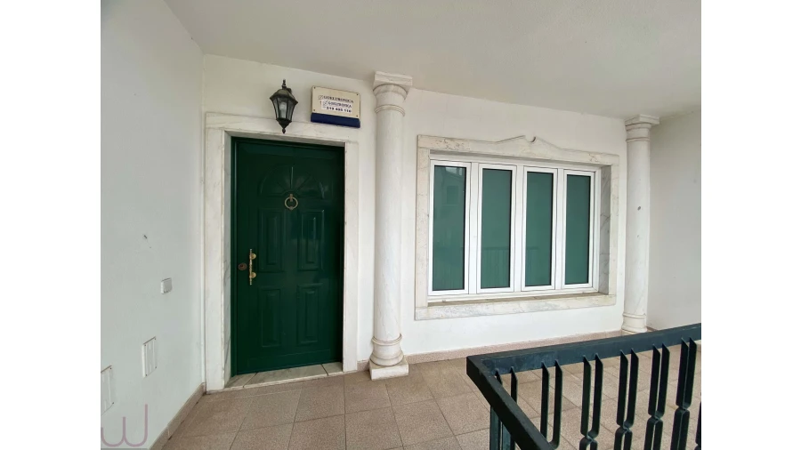 Moradia T5 para Venda em Porto Salvo Foto 63