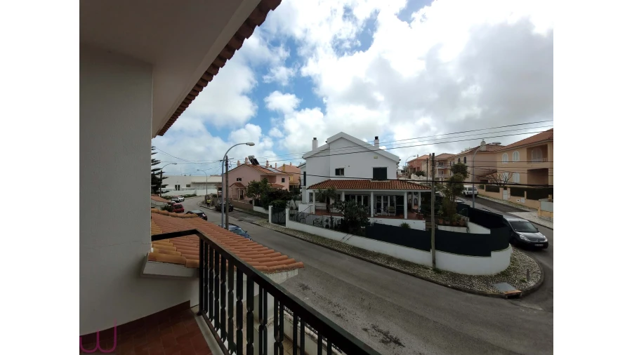 Moradia T5 para Venda em Porto Salvo Foto 25