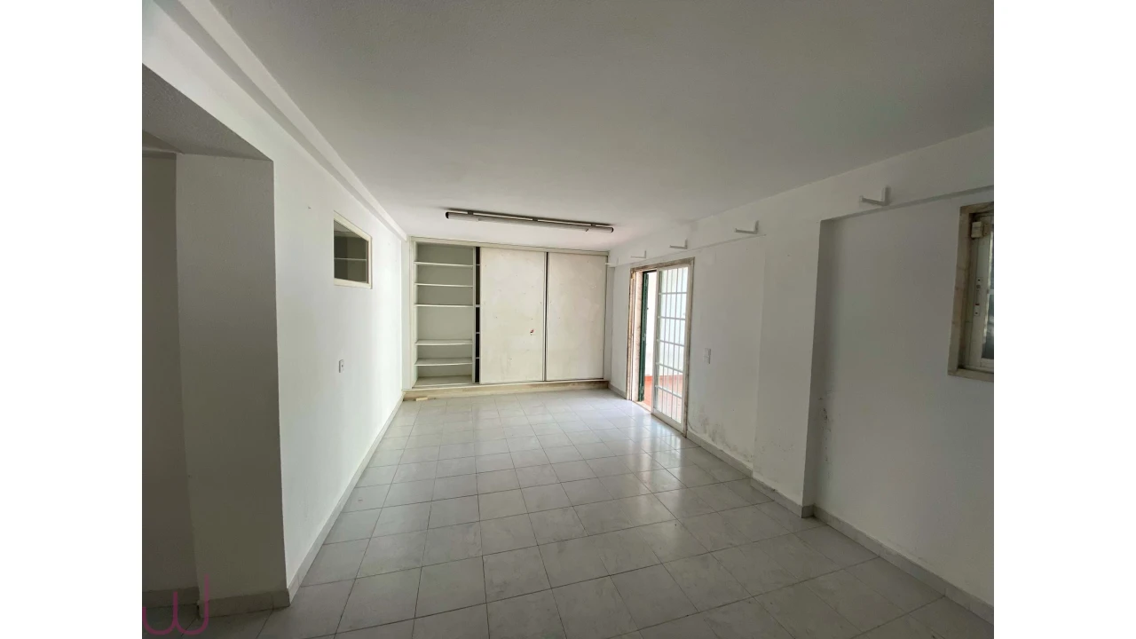 Moradia T5 para Venda em Porto Salvo Foto 44