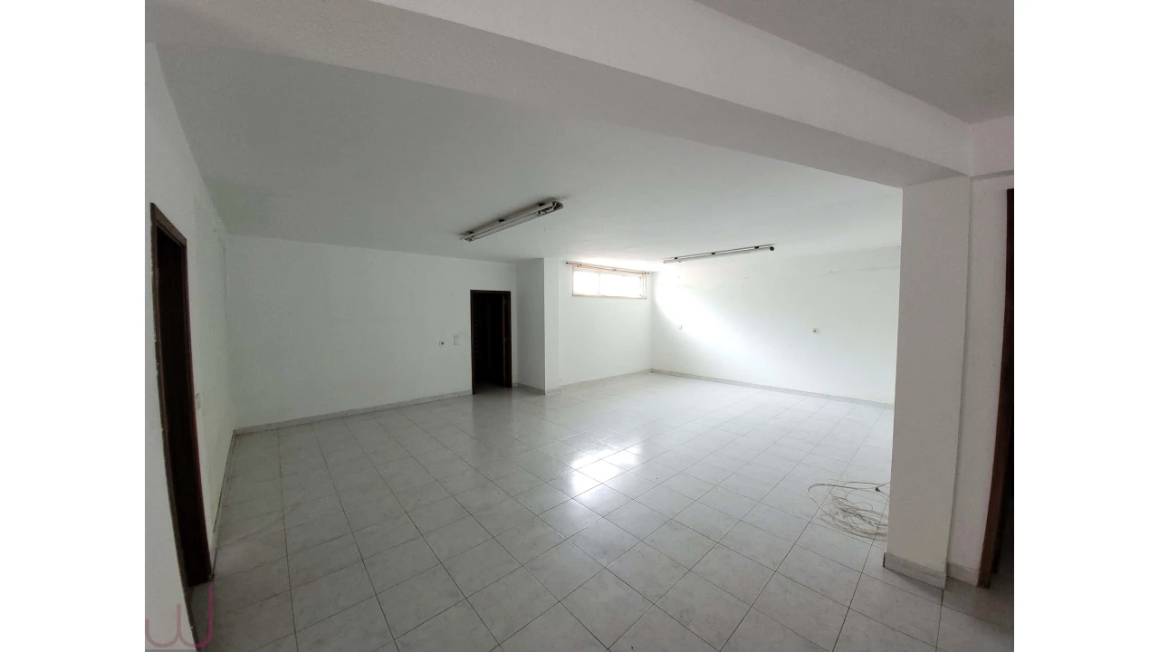 Moradia T5 para Venda em Porto Salvo Foto 49