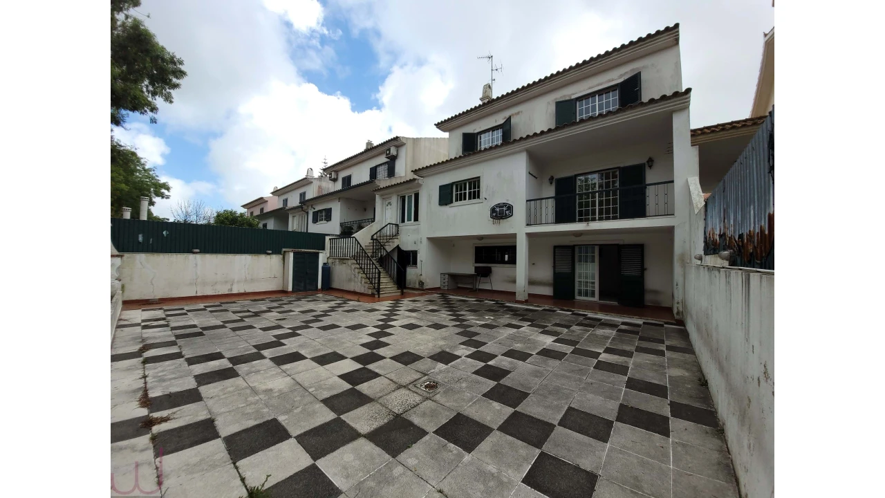 Moradia T5 para Venda em Porto Salvo Foto 56