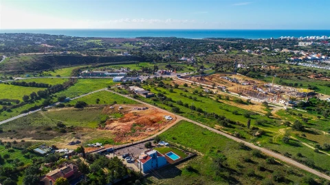 Moradia T7 para Venda em Quarteira