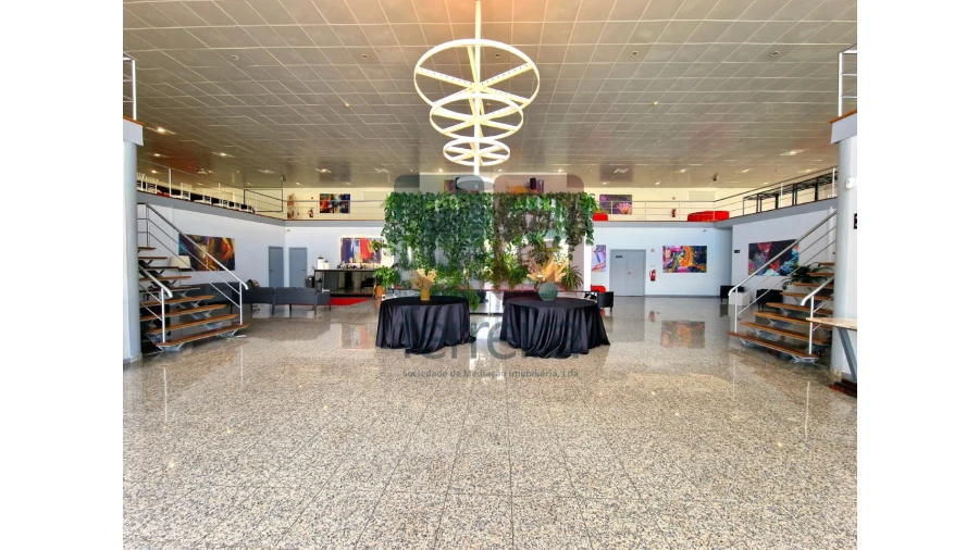 Armazém para Venda em Marvila, Ribeira Santarém, São Salvador, São Nicolau Foto 7