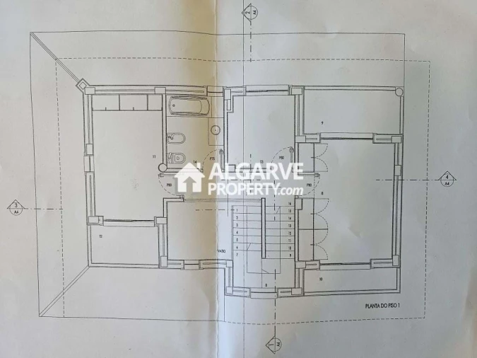 Moradia T4 para Venda em Santa Barbara de Nexe Planta 1