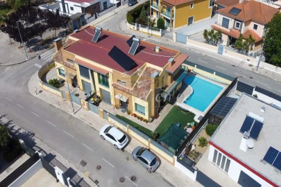 Moradia T4 para Venda em Azeitão (São Lourenço e São Simão)