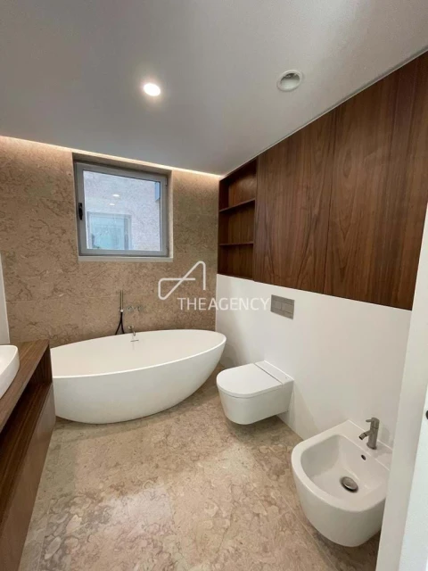 Moradia T4 para Venda em Agualva e Mira-Sintra