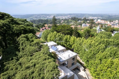 Moradia T4 para Venda em Agualva e Mira-Sintra