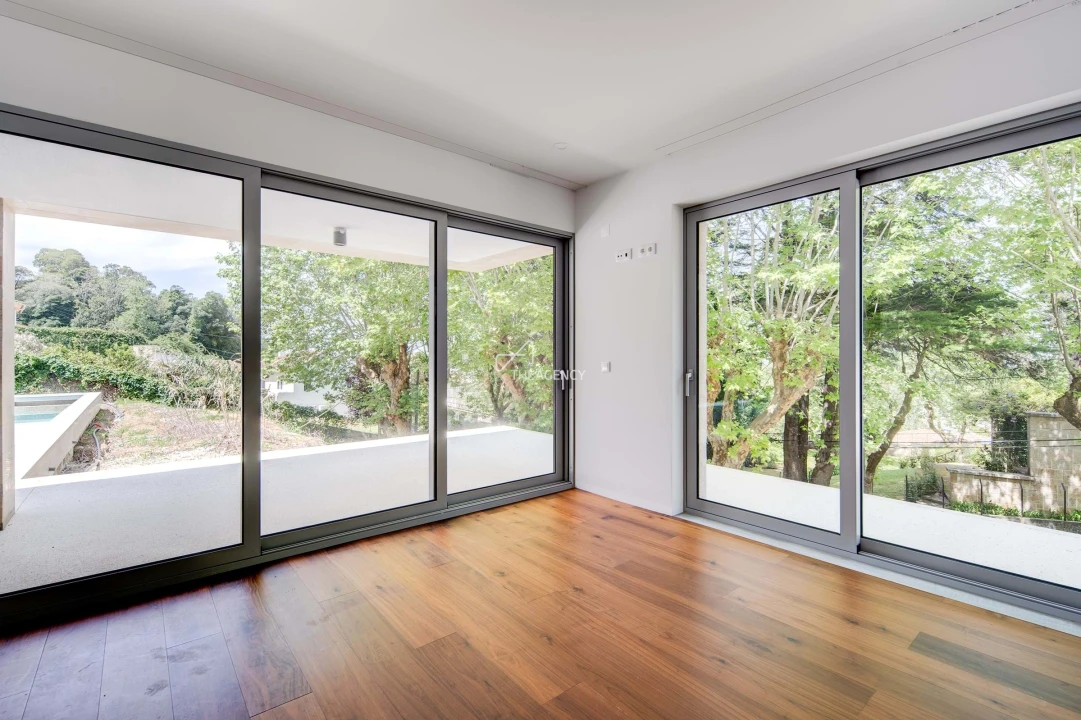 Moradia T4 para Venda em Agualva e Mira-Sintra Foto 98