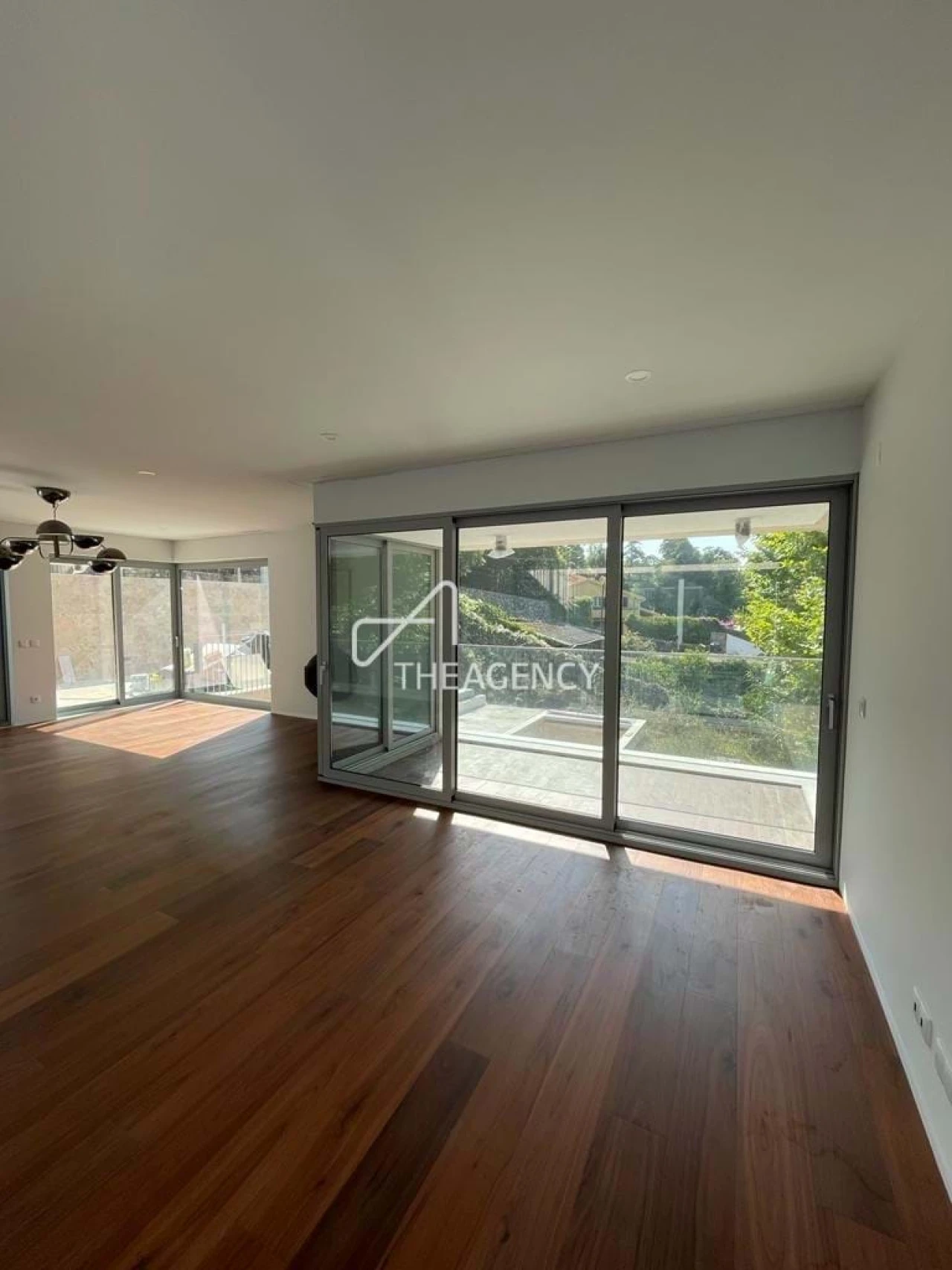 Moradia T4 para Venda em Agualva e Mira-Sintra Foto 6