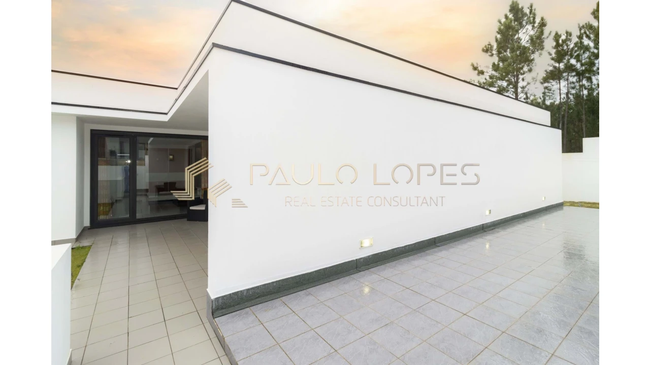 Moradia T4 para Venda em Monte Real e Carvide Foto 4