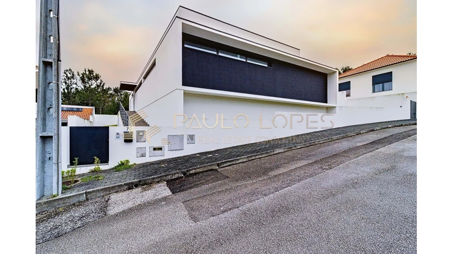 Moradia T4 para Venda em Monte Real e Carvide Foto 2