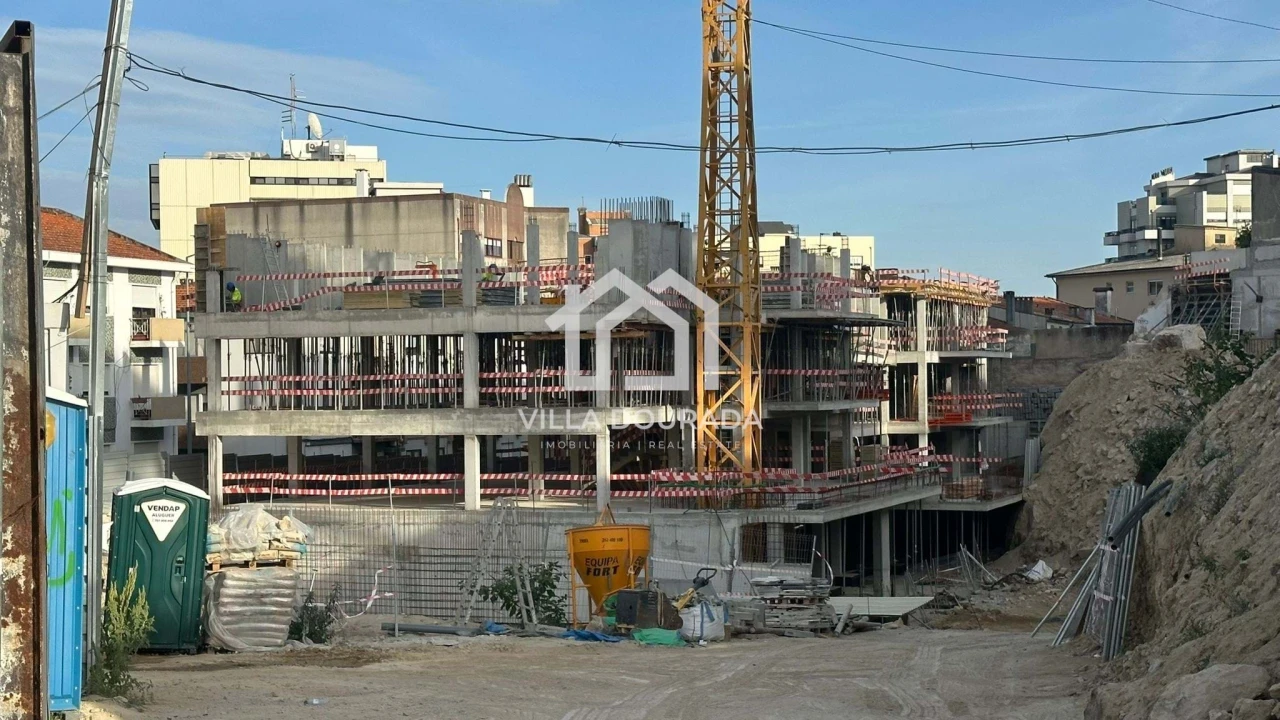 Apartamento para Venda em Santa Marinha e São Pedro da Afurada Foto 10