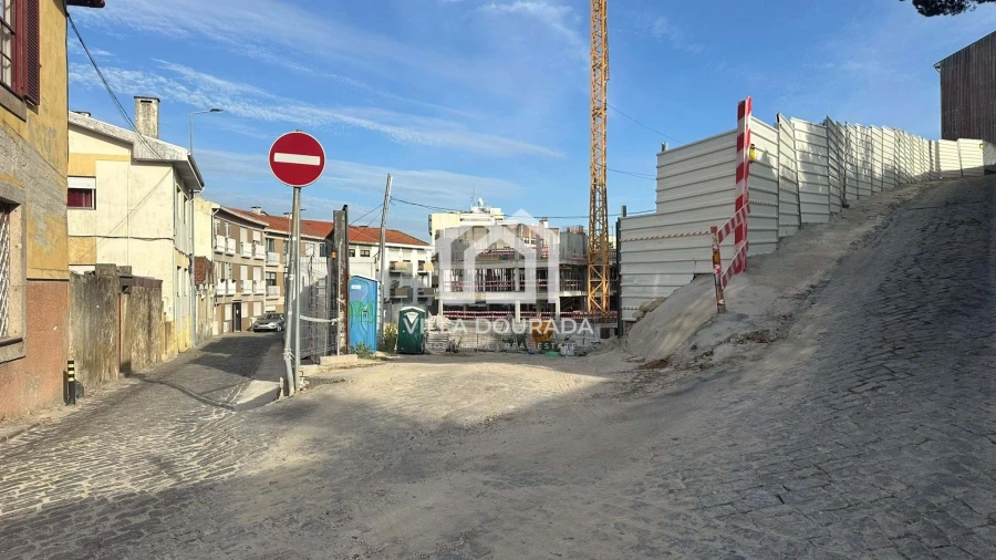 Apartamento para Venda em Santa Marinha e São Pedro da Afurada Foto 2