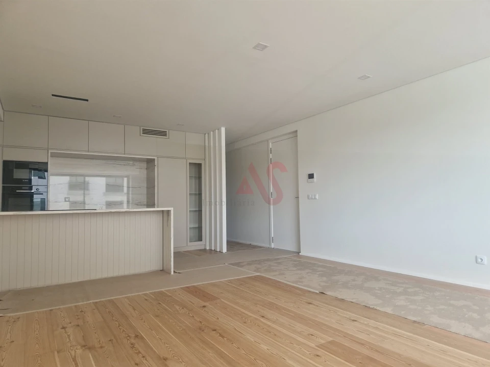 Apartamento T2 para Venda em Creixomil Foto 7