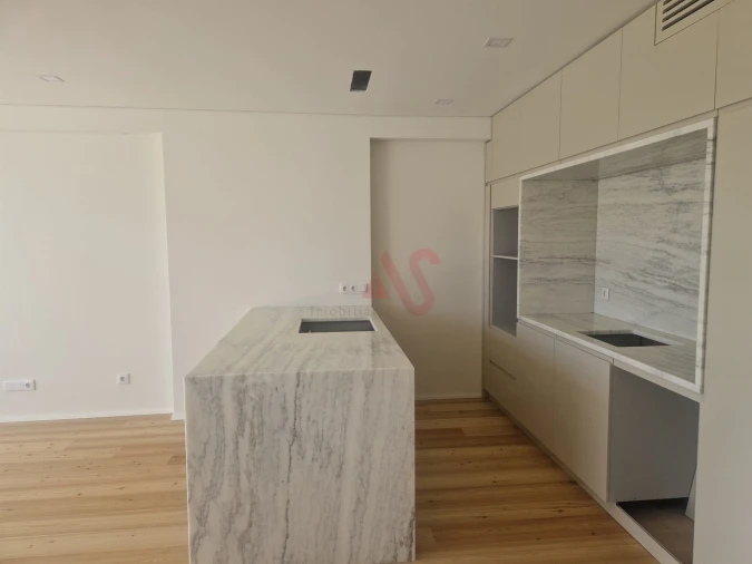 Apartamento T2 para Venda em Creixomil Foto 6
