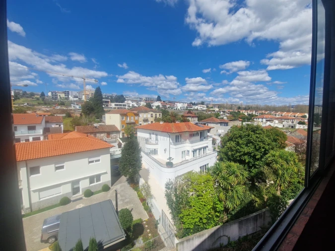 Apartamento T2 para Venda em Creixomil Foto 12